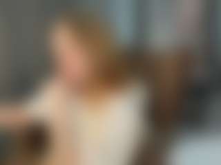 Live cam show with MellisaVeil - Cowgirl on CamwithHer