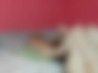 Live cam show with MellisaVeil - Cosplay on StripNow