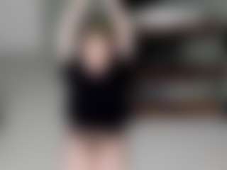 Live cam show with MellisaVeil - Stockings on TottyGirls