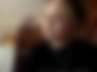 Live cam show with Roxy - Public Big Tits on Uber Horny