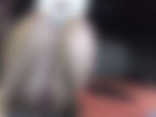 NikkiSnow88's Live Sex Cam Show