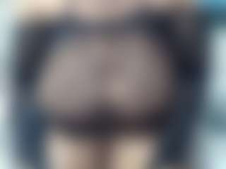 Live cam show with QueenTyla - New BBW on Camsoda