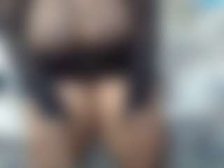 QueenTyla's Live Sex Cam Show