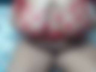 Live cam show with QueenTyla - New MILF on Cam Slut
