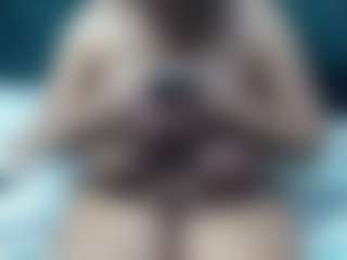 QueenTyla's Live Sex Cam Show