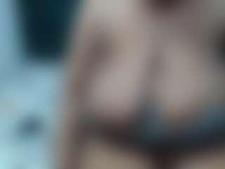 QueenTyla's Live Sex Cam Show