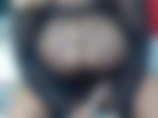 Live cam show with QueenTyla - Middle Aged on hotwifechat.live