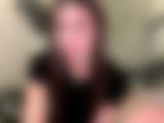 TwilaStright's Live Sex Cam Show