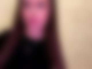 TwilaStright's Live Sex Cam Show