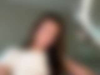 TwilaStright's Live Sex Cam Show