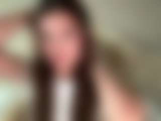 TwilaStright's Live Sex Cam Show