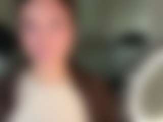 Live cam show with TwilaStright - Squirt on Camsoda