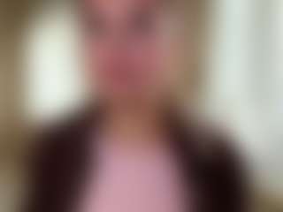 TwilaStright's Live Sex Cam Show