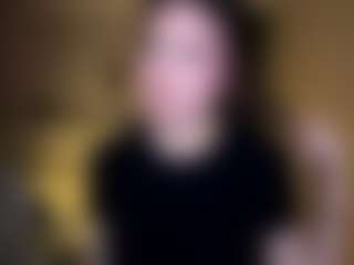 TwilaStright's Live Sex Cam Show