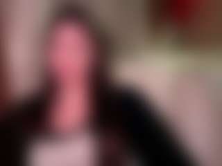 TwilaStright's Live Sex Cam Show