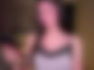 TwilaStright's Live Sex Cam Show