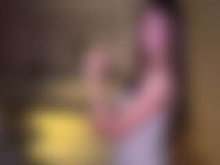 TwilaStright's Live Sex Cam Show