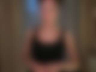 TwilaStright's Live Sex Cam Show