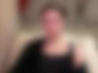 TwilaStright's Live Sex Cam Show