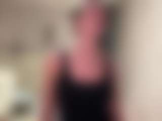 TwilaStright's Live Sex Cam Show