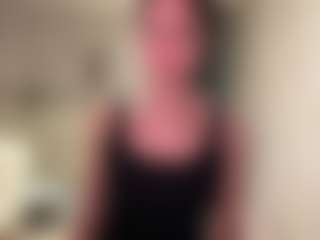 TwilaStright's Live Sex Cam Show