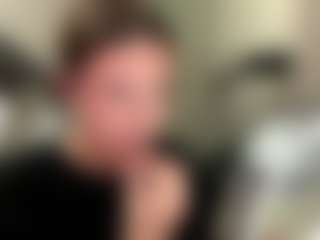 TwilaStright's Live Sex Cam Show