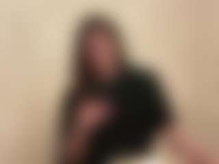 TwilaStright's Live Sex Cam Show