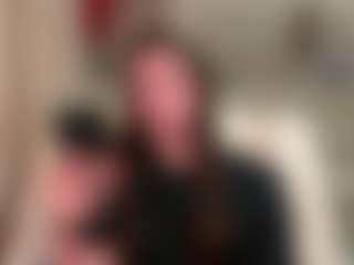 TwilaStright's Live Sex Cam Show