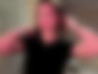 Live cam show with TwilaStright - Small Tits on intimatelivegirls.com