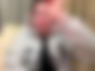 Live cam show with TwilaStright - Solo on Soda Cam