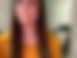 Live cam show with TwilaStright - Shaved on luckytryst.com