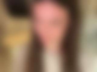 Live cam show with TwilaStright - Lean on livesuperchat.net