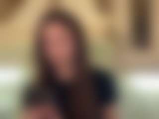 Live cam show with TwilaStright - Oil on xDating