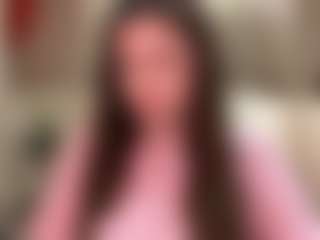 Live cam show with TwilaStright - Lean on xDating