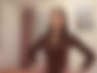 Live cam show with ValliePray - Normal on Camsoda