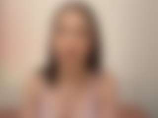 Live cam show with ValliePray - Middle Aged on Stripli.com