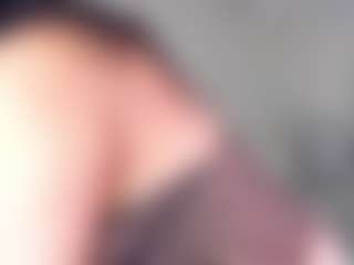 Live cam show with April-Keith - Handjob on xDating
