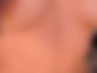 Live cam show with ArianaWest1 - New Tattoos on Latina Girls