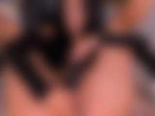 ArianaWest1's Live Sex Cam Show