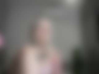 Live cam show with blondie Sonya - Fingering on StripNow