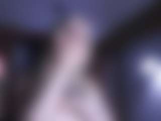 Live cam show with blondie Sonya - Athletic on Fling VIP Chat