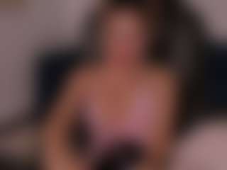 ChloeBunny1's Live Sex Cam Show