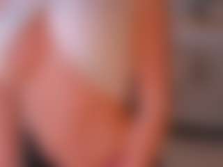 ChloeBunny1's Live Sex Cam Show