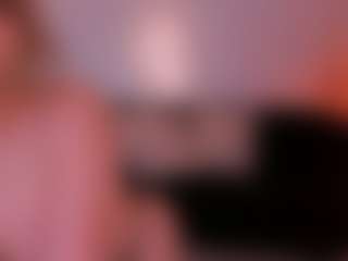 Live cam show with ChloeBunny1 - New Teen (18+) on AdultVida.com