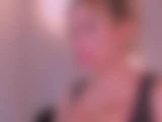 ChloeBunny1's Live Sex Cam Show