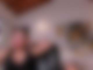 Live cam show with ChloeBunny1 - Blonde Hair MILF on UwU Esports