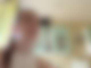 Live cam show with ClaritaMccrain - Red Hair Squirt on TottyGirls