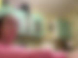 Live cam show with ClaritaMccrain - Red Hair College on AdultVida.com