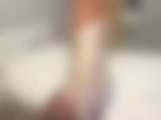 Live cam show with FondaFothergill - Athletic on SxyPornLive