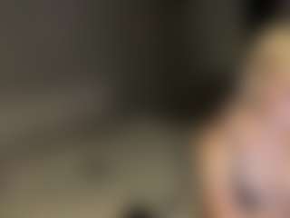 Live cam show with FondaFothergill - Athletic on Camsoda